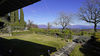 Villa bifamiliare ristrutturata con giardino e vista lago a Padenghe Sul Garda