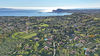Detached villa with garden and terrace overlooking the lake, in an exclusive setting with swimming pool and tennis court, for sale in San Felice del Benaco