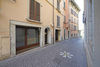 Spacious two-room apartment with appurtenant rooms for sale in the historic centre of Salò