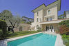 Detached villa with swimming pool and lake view for sale near Salò