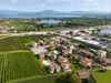 Peschiera del Garda, detached house in a residential complex with a swimming pool for sale