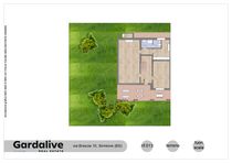 In the heart of Peschiera del Garda, elegant Portion of two-family villa for sale