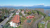 Sirmione, Punta Grò. Three-room apartment with suggestive lake view for sale