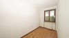 Sirmione, Colombare. Three-room apartment on the ground floor for sale