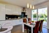 Sirmione, Colombare. Three-room apartment with private garden for sale