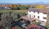 Sirmione, Chiodi. Villa with private garden and swimming pool for sale